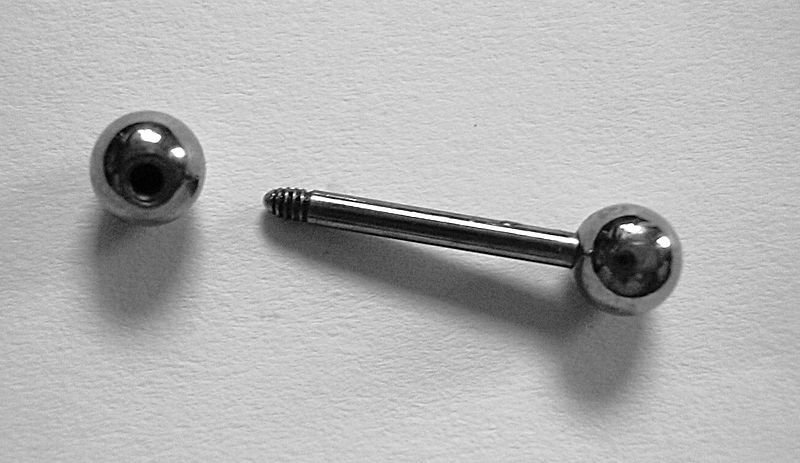 File:Piercing-Barbell.jpg