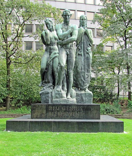 File:Taunusanlage-beethoven-denkmal-2011-ffm-030.jpg