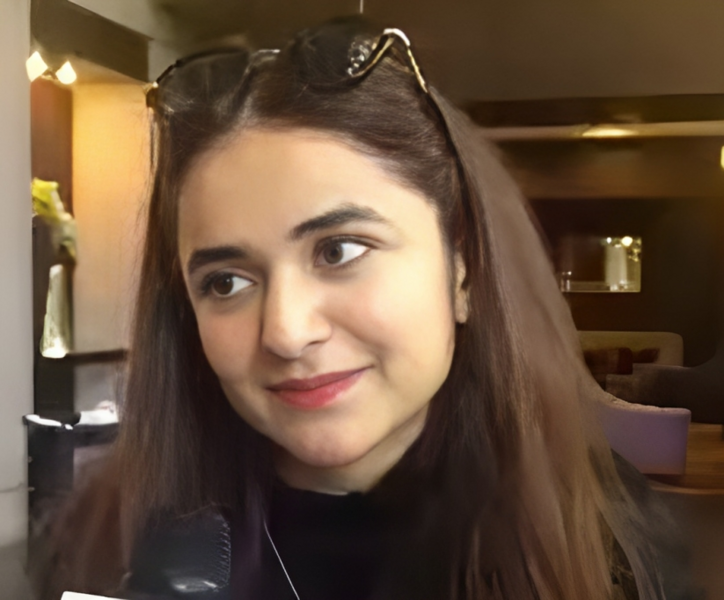 File:Yumna Zaidi.png