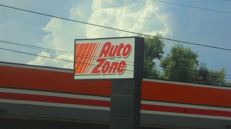 File:Auto Zone sign.JPG