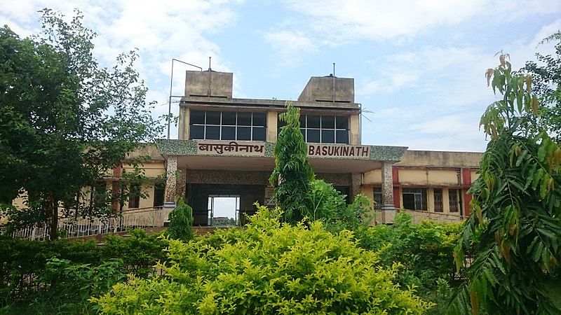 File:Basukinath railway station.jpg