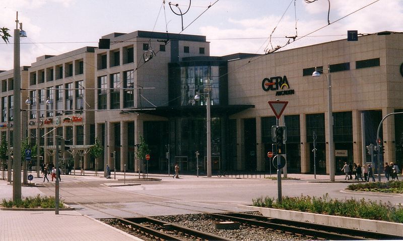 File:Gera Arcaden.jpg