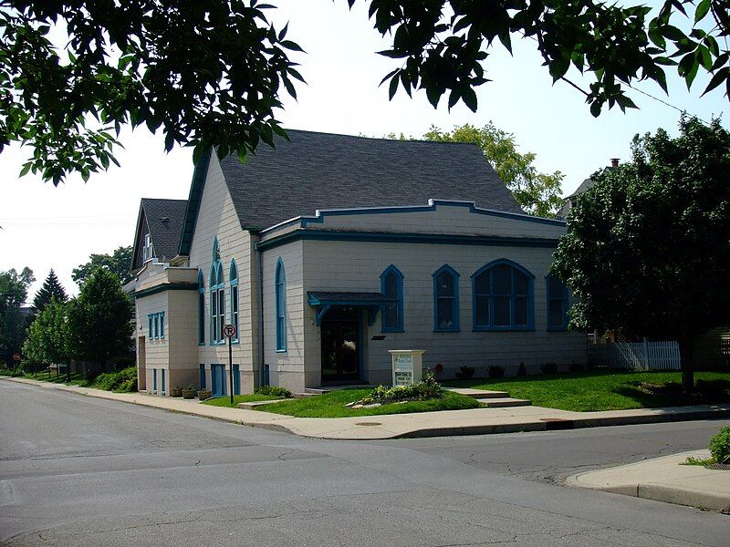 File:Jimjonesfirstchurch.jpg