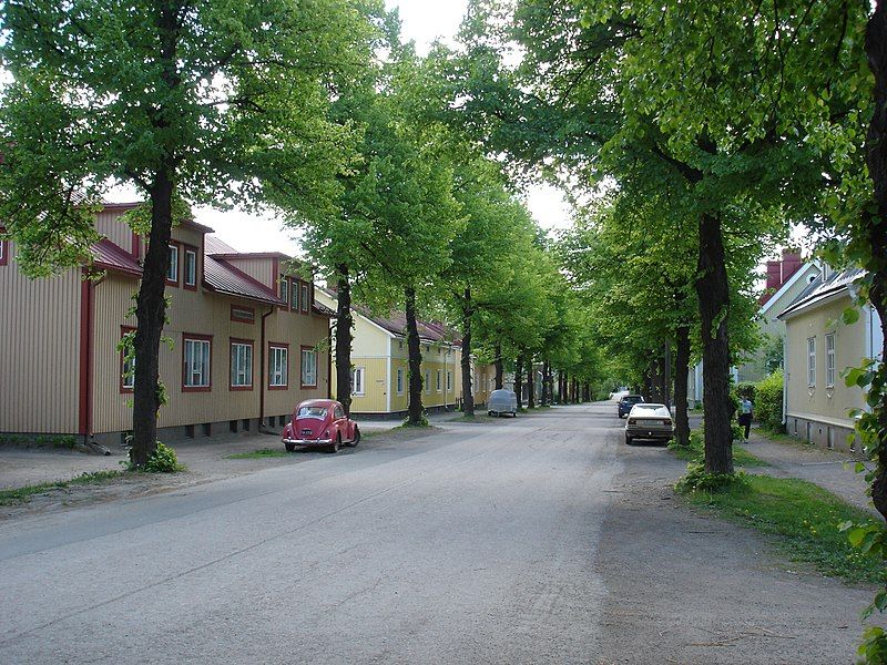 File:Kaupinkatu, Petsamo, Tampere.jpg