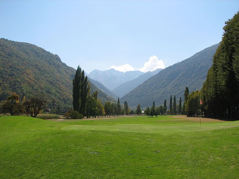 File:Luchongolf1.jpg