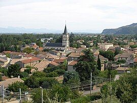 The church and surrounding buildings in Mauves