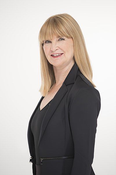 File:Miranda Esmonde-White.jpg