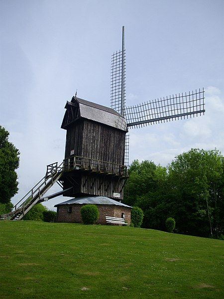 File:Moulin de Belcan.JPG