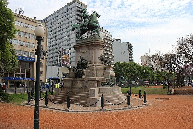 File:Plaza Italia, Palermo.jpg