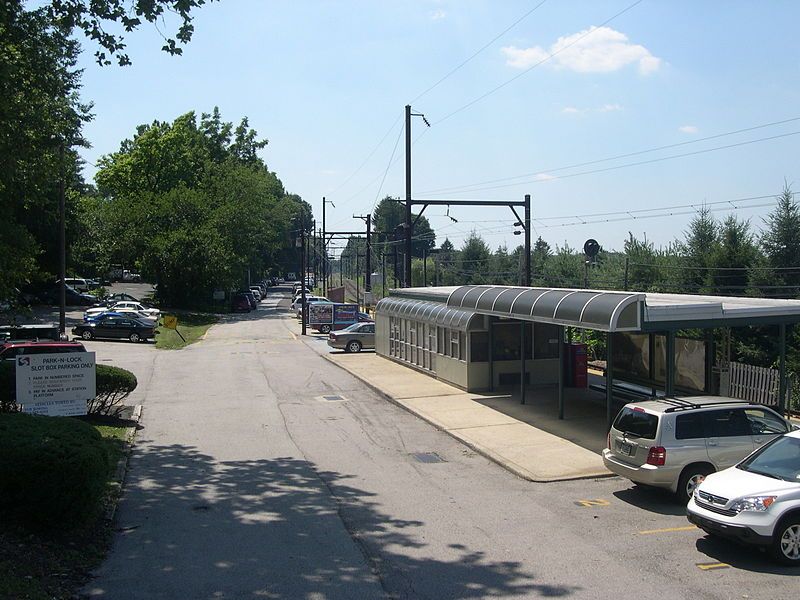 File:Roslyn (SEPTA Station).jpg