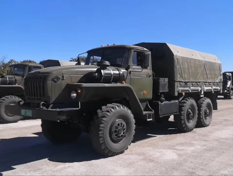 File:Ural Logistics Truck.png