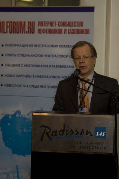 File:Юрий Комаров.jpg