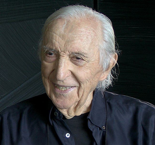 File:655446-artiste-pierre-soulages (cropped).jpg