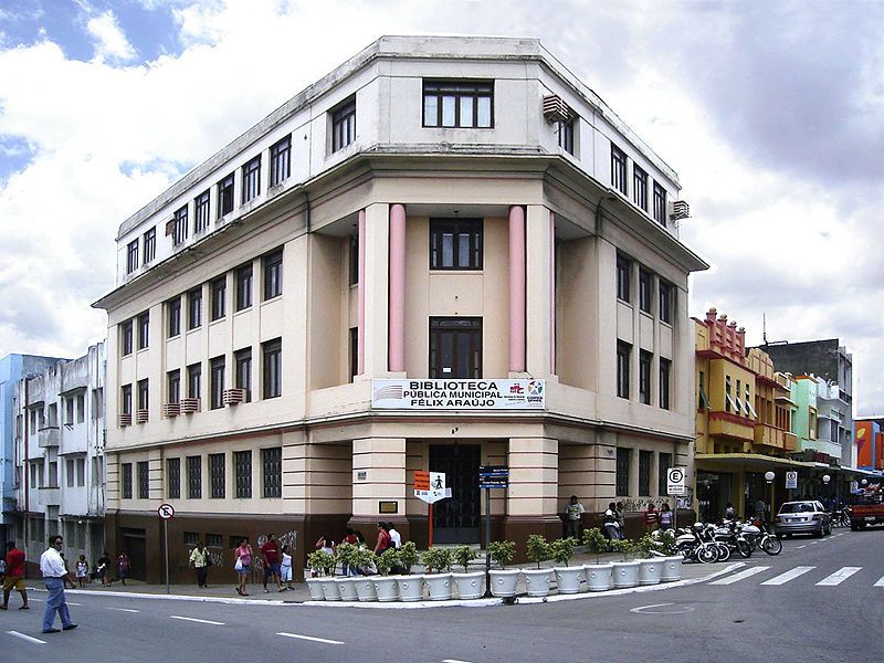 File:Biblioteca felix araujo.jpg