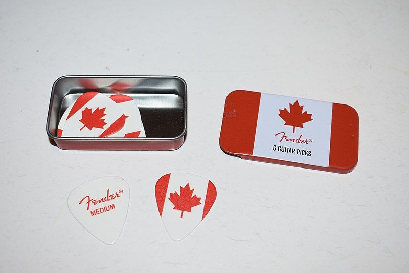 File:Canada Guitar Pick.jpg