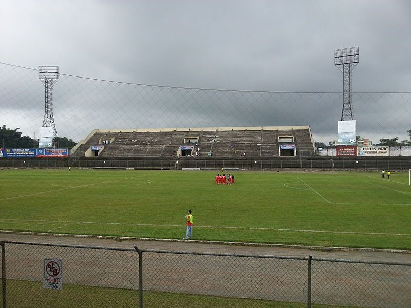 File:Estadio etho vega.jpg