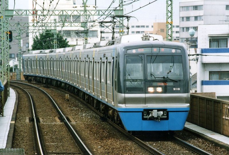 File:Hokuso9100Shimbamba.JPG