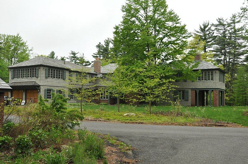 File:HollisNH BeaverBrookLodge.jpg