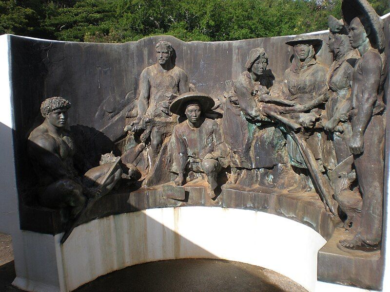 File:Koloa-old-sugar-mill-monument-sculpture.JPG