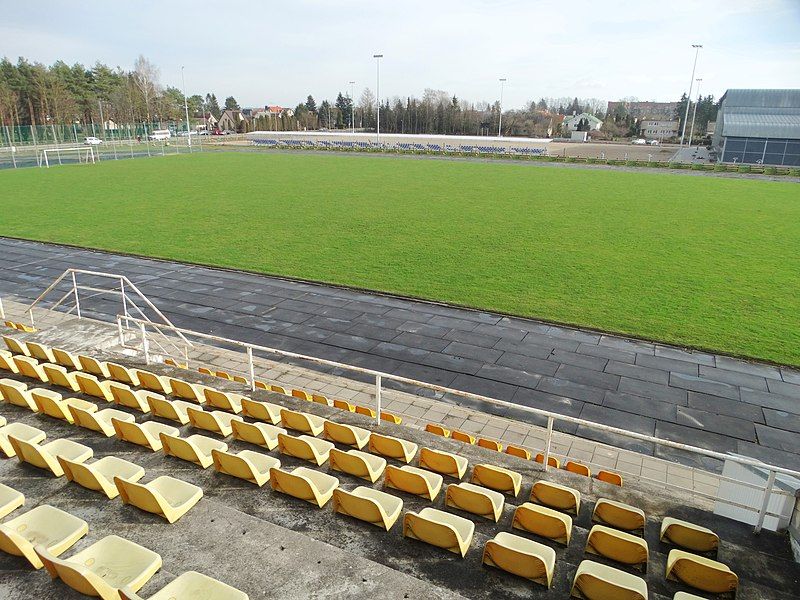 File:Kretinga, stadionas 3.JPG