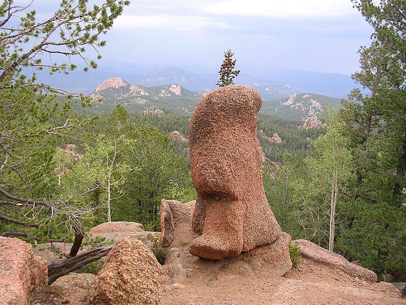 File:Pikes Peak Granite.jpg