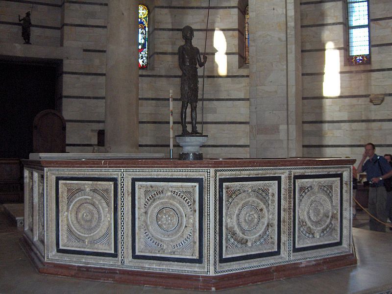 File:Pisa.Baptistery.font01.jpg