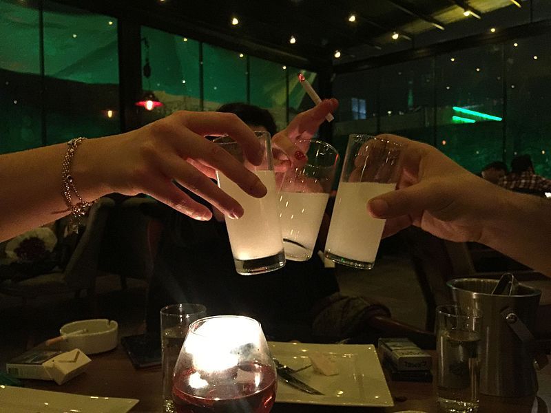 File:Rakı toasting.jpg