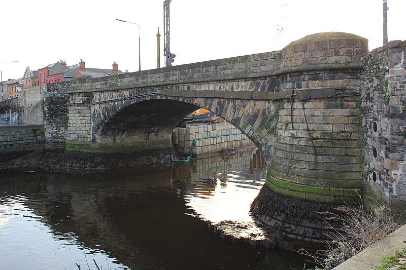 File:Ringsend Bridge.JPG