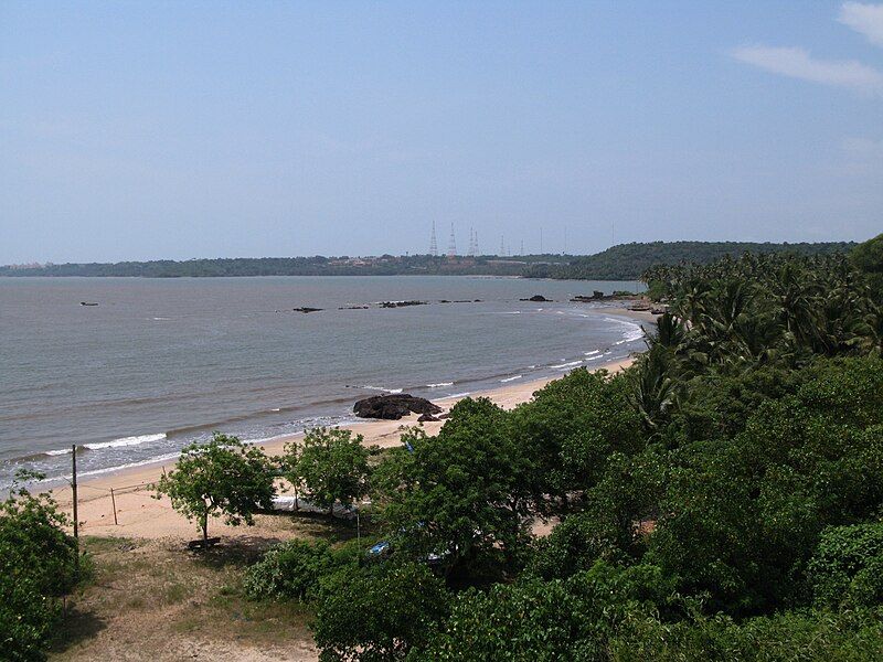 File:Siridao Beach (3259016420).jpg