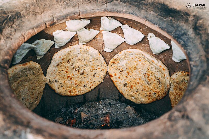 File:Turkmenistan bread.jpg