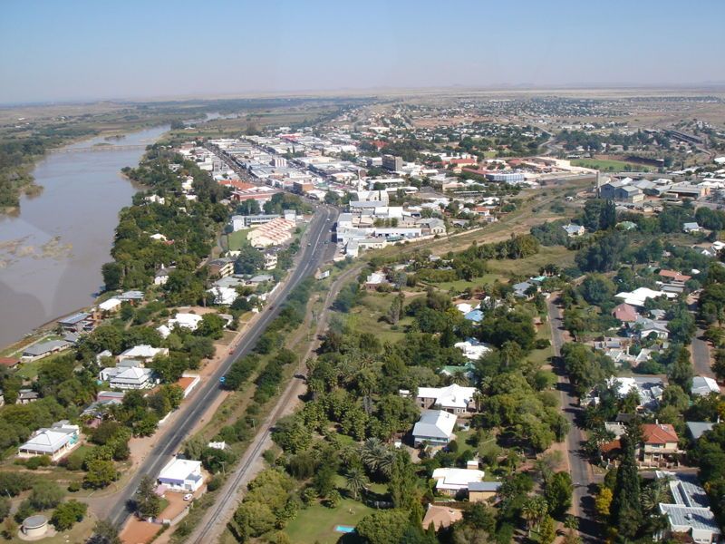 File:Upington.jpg