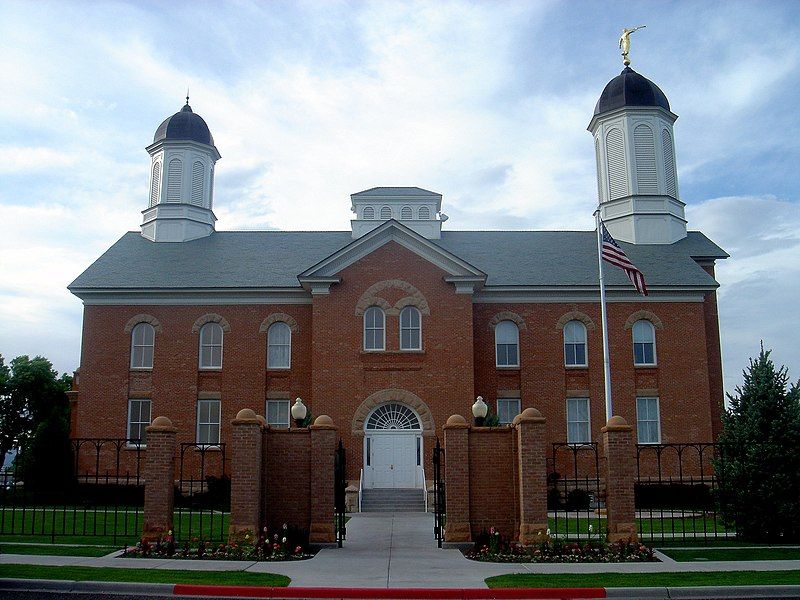 File:Vernal Utah temple.jpg