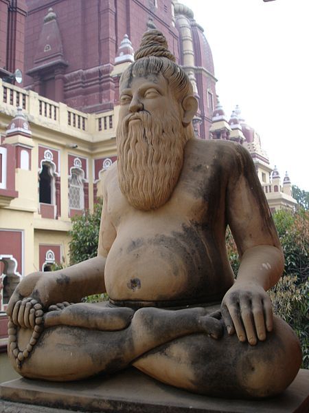 File:Yogisculpture.JPG