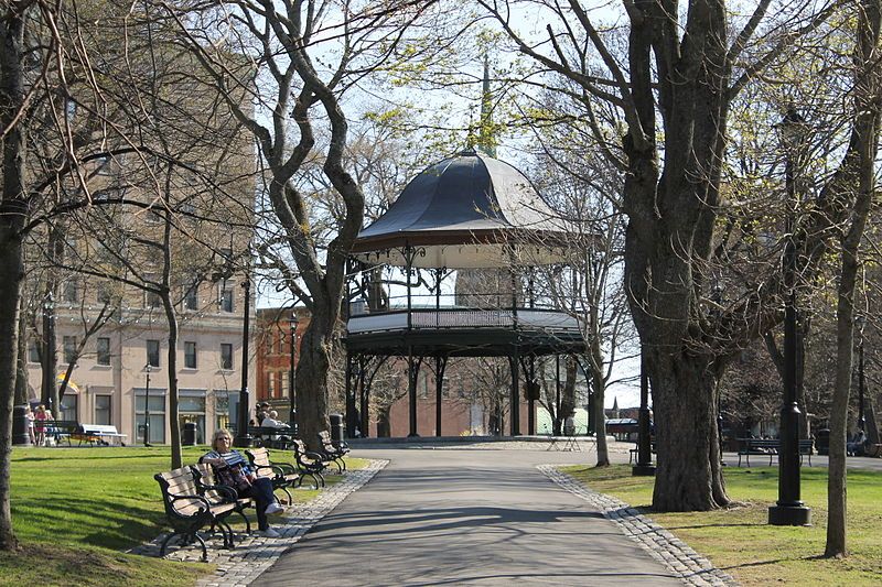 File:BANDSTAND.JPG