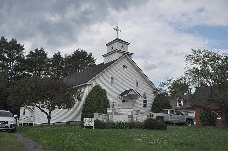 File:CraftsburyVT RCChurch.jpg