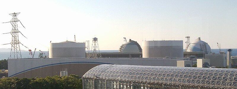 File:Genkai Nuclear Powerplant01.jpg