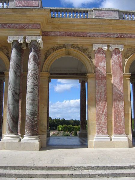 File:Grand Trianon5.JPG