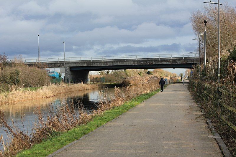 File:GrangeCastle Road Bridge.jpg