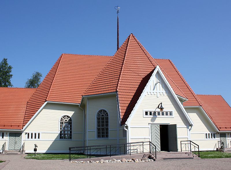 File:Haukipudas Church 20110701.JPG