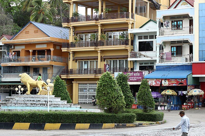 File:Houses in Sihanoukville.jpg