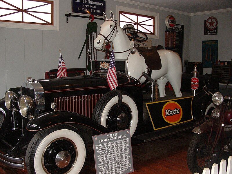 File:Moxie Horsemobile.jpg