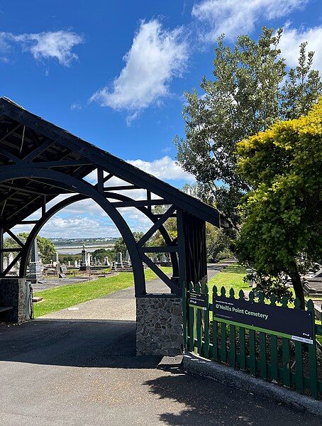 File:O'Neill's Lychgate.jpg