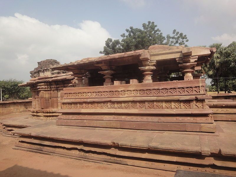 File:Ramappa temple...JPG