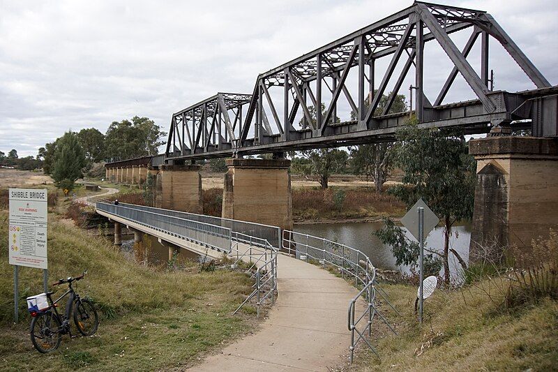 File:Shibble Bridge, Dubbo.jpg