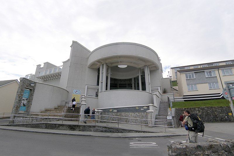 File:Tate gallery St-Ives.jpg