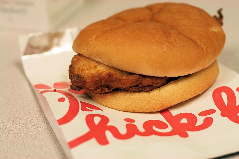 File:ChickFilA-ChickenSandwich.jpg