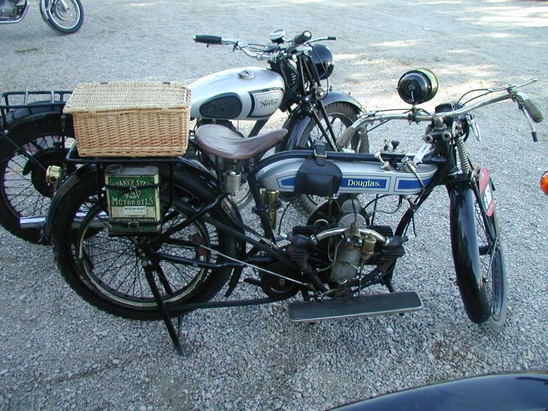 File:Douglas motorcycle.jpg