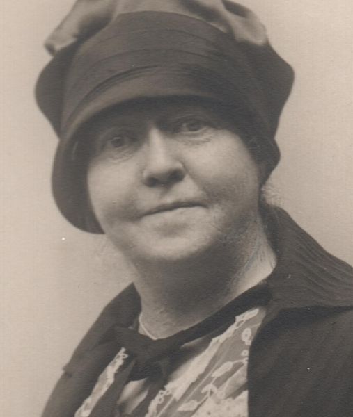 File:Fredrikke Mørck (cropped).jpg