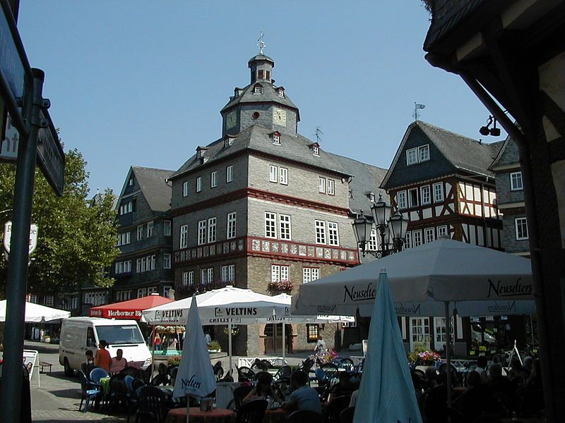 File:Herborn-town-hall.jpg