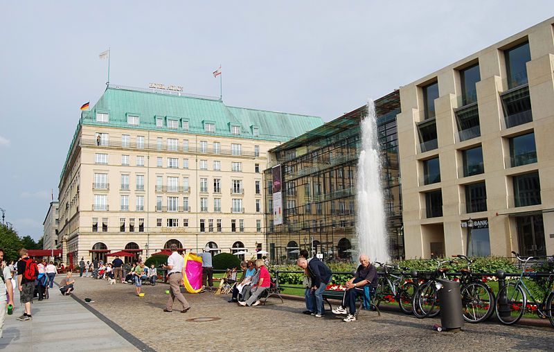 File:Hotel Adlon0029.JPG